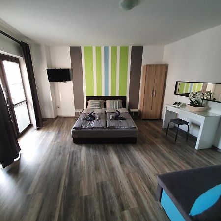 Lexi Apartman Hajduszoboszlo Exterior photo