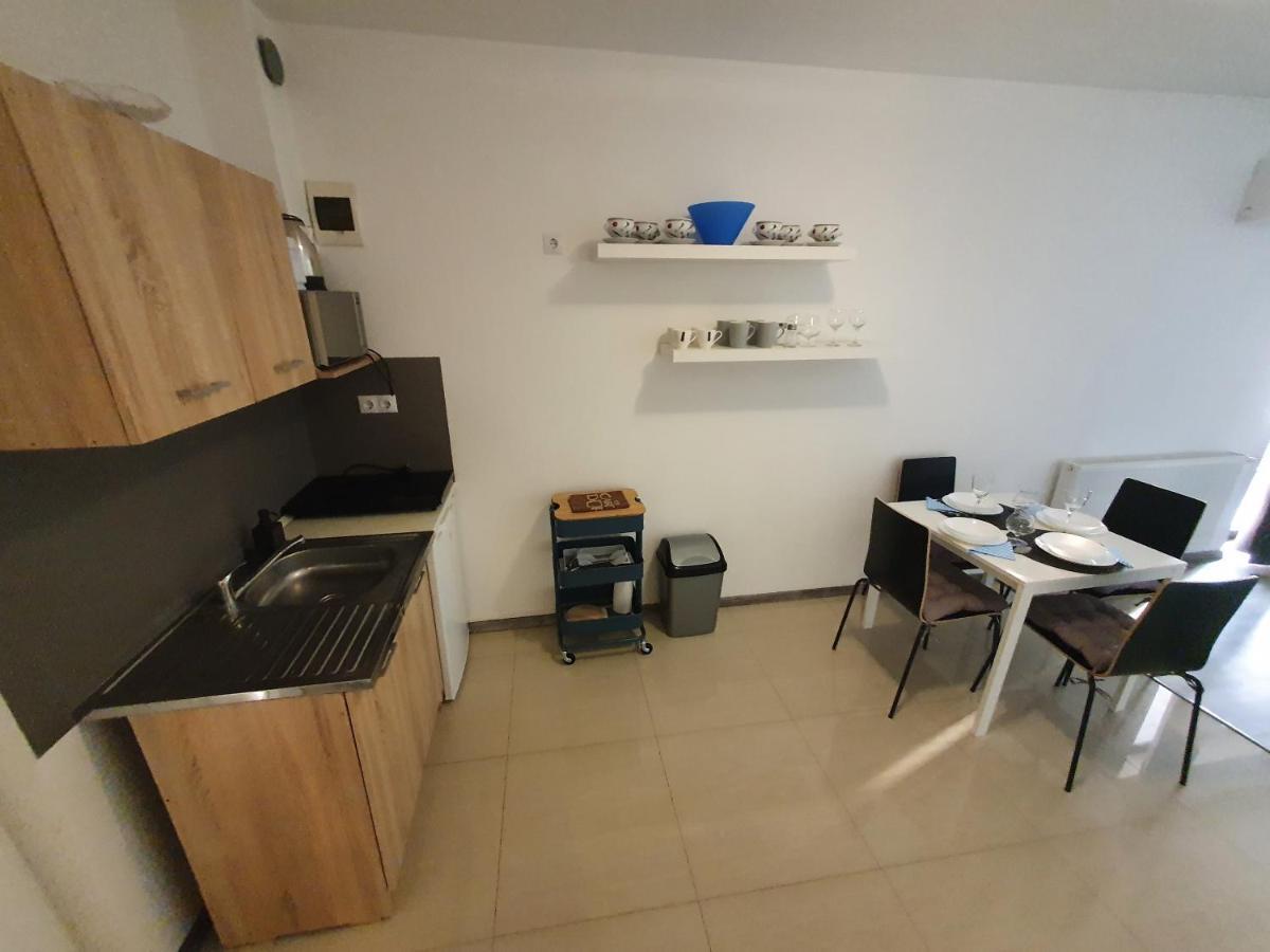 Lexi Apartman Hajduszoboszlo Exterior photo
