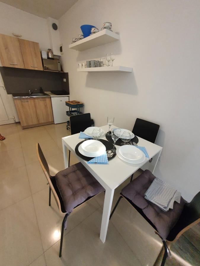Lexi Apartman Hajduszoboszlo Exterior photo